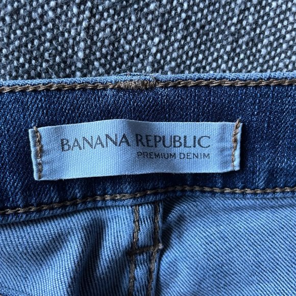 Banana Republic Jean Shorts, Size 26 - Picture 4 of 4